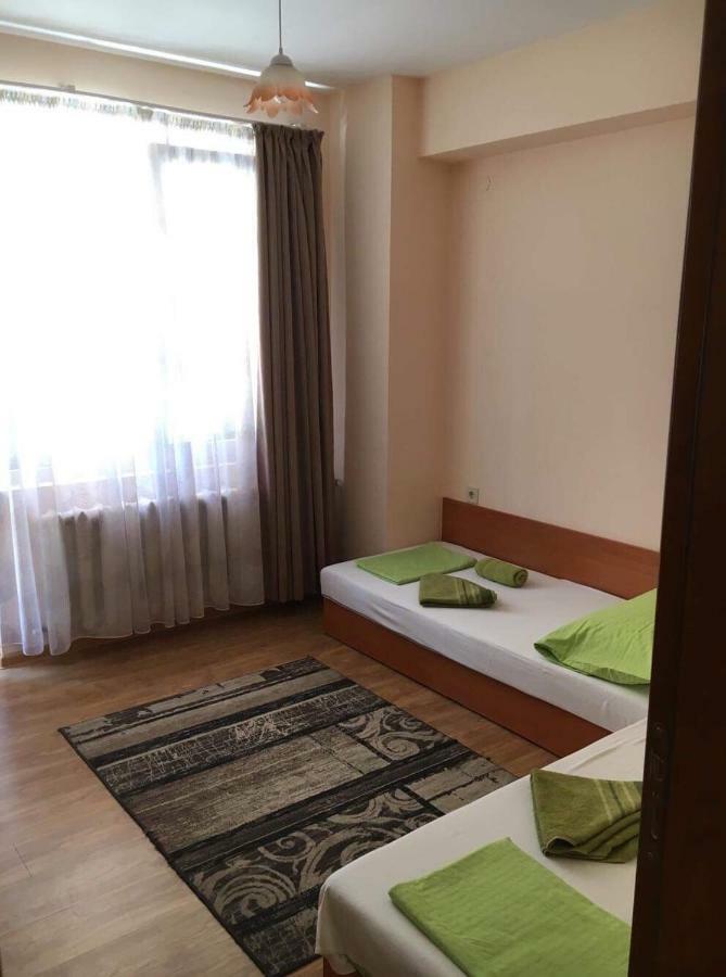 Central House Blagoevgrad Buitenkant foto